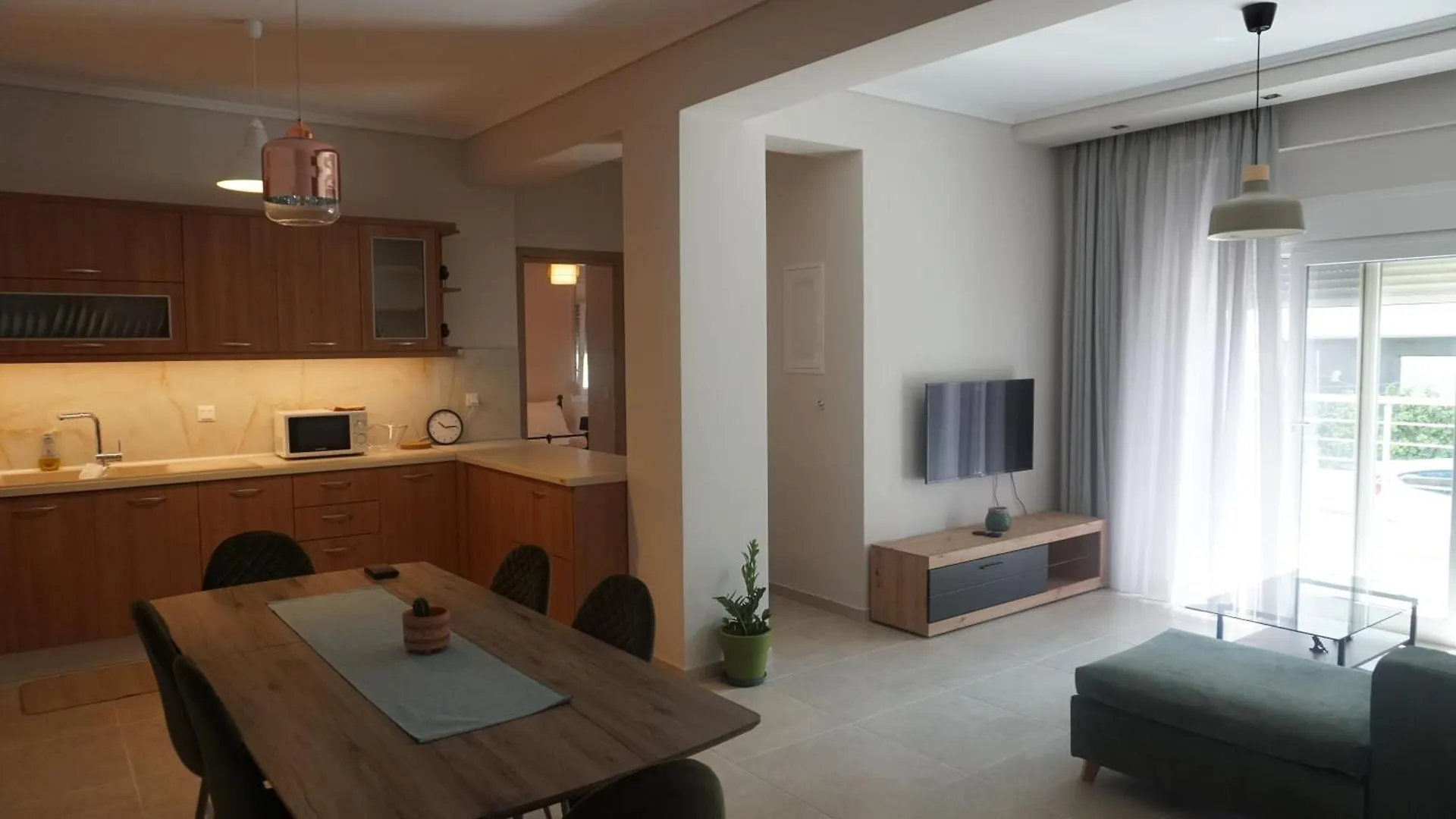 Feather Apartments-Nea Moudania Halkidiki 0*,  Griechenland